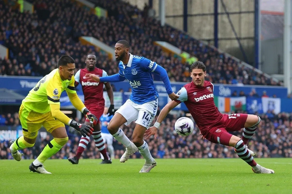 Soi kèo West Ham vs Everton